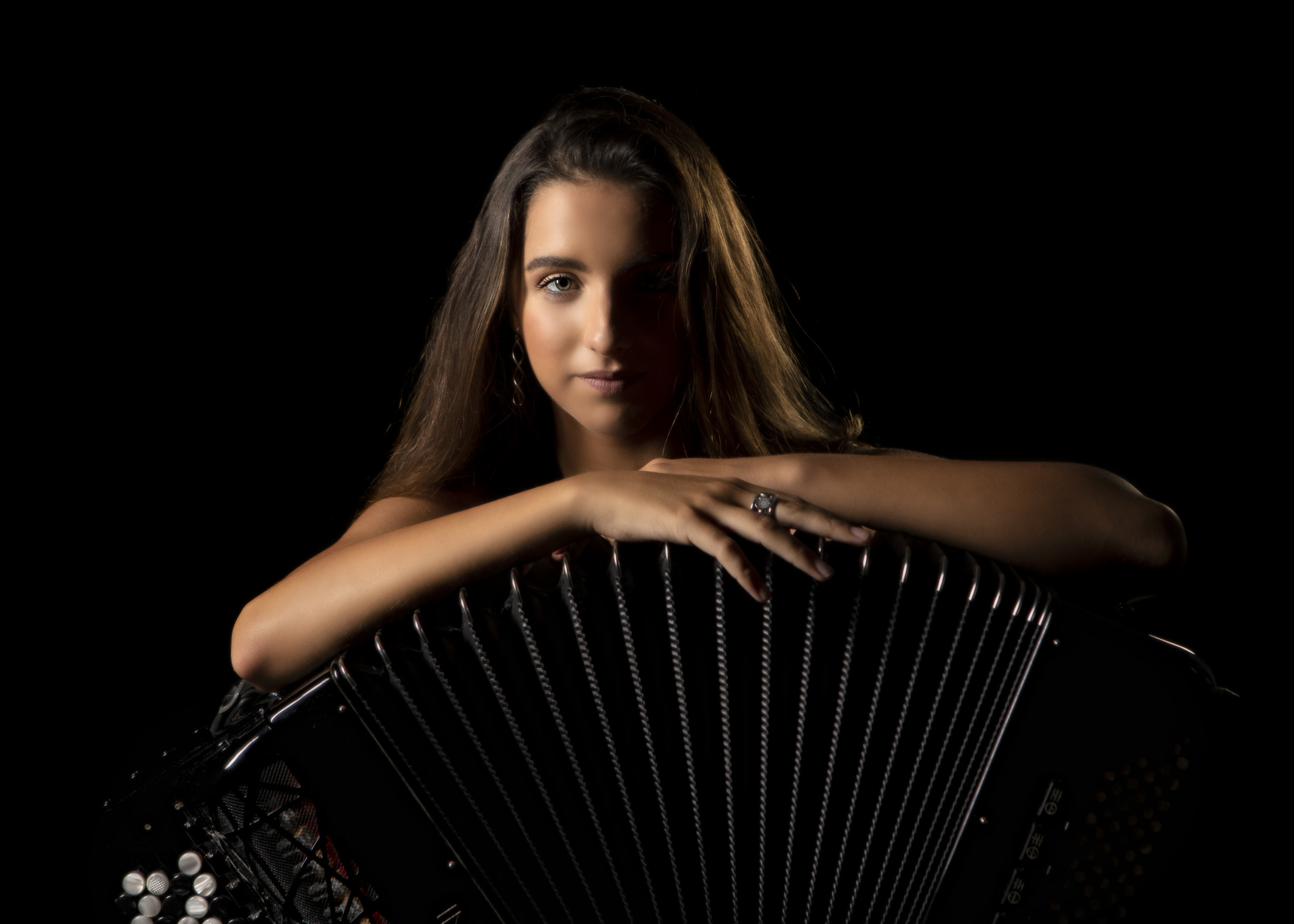 Official website of Sofía Ros, professional accordionist